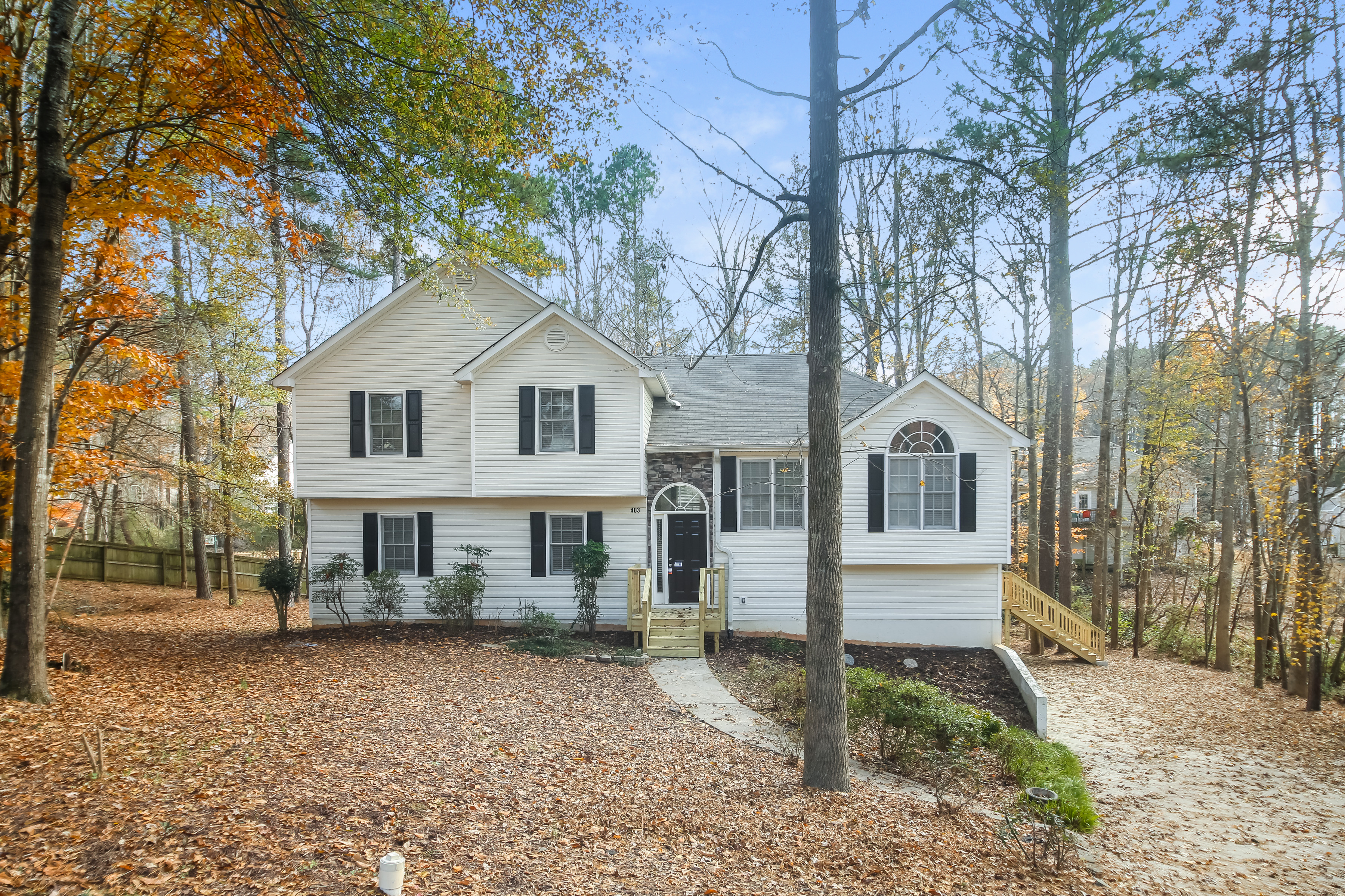 403 Erica Ct Canton, GA 30115
